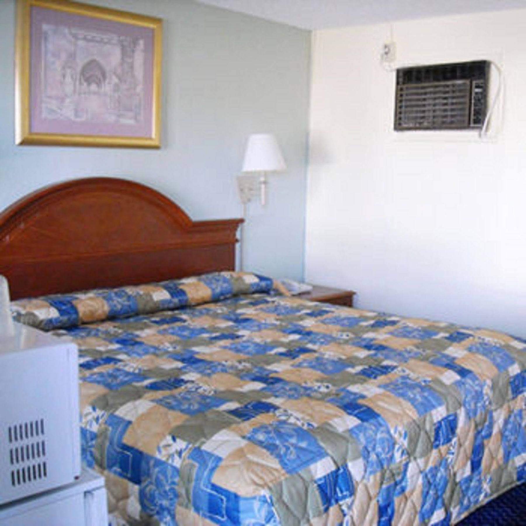 Whispering Pines Motel - Эшвилл Номер фото